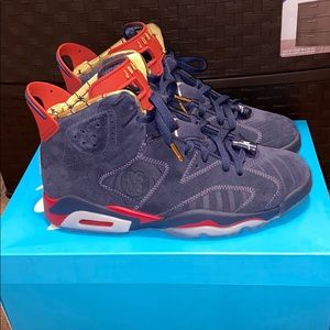 Doernbecher Jordan 6 size 8.5